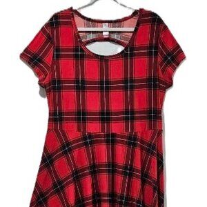 GOTH RED BLACK WHITE PLAID A-LINE BACK CUT OUTS SHORT SLEEVE MIDI DRESS  3X